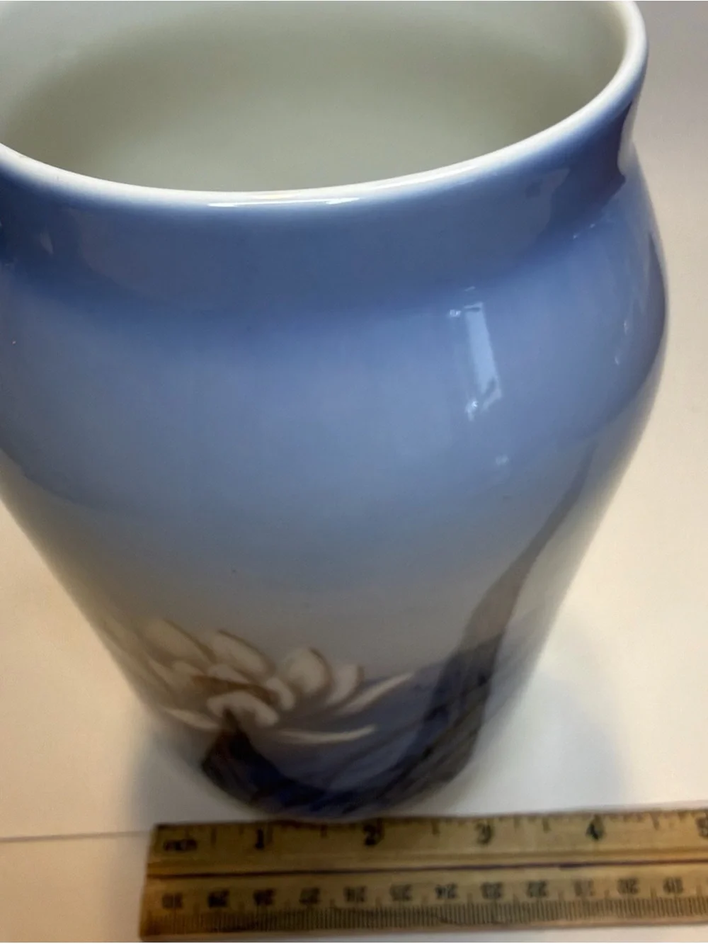 Royal Copenhagen Vase No. 2669/108 with Water Lily Motif Excellent Condition